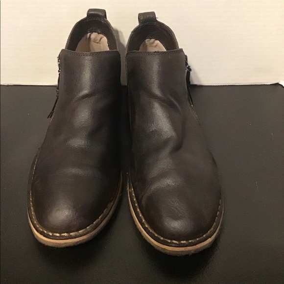 UGG Australia Clementine Ankle Boots - Picture 4 of 12